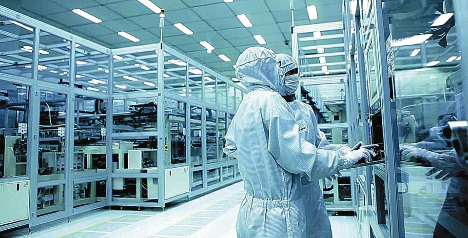 2023年上半年中國光電顯示產(chǎn)業(yè)投資金額同比下滑23%